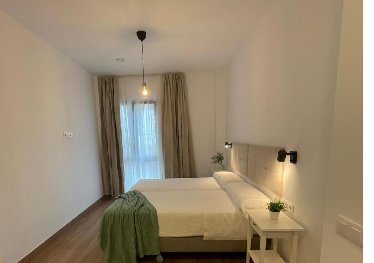 Global Suites Sevilla Exteriör bild