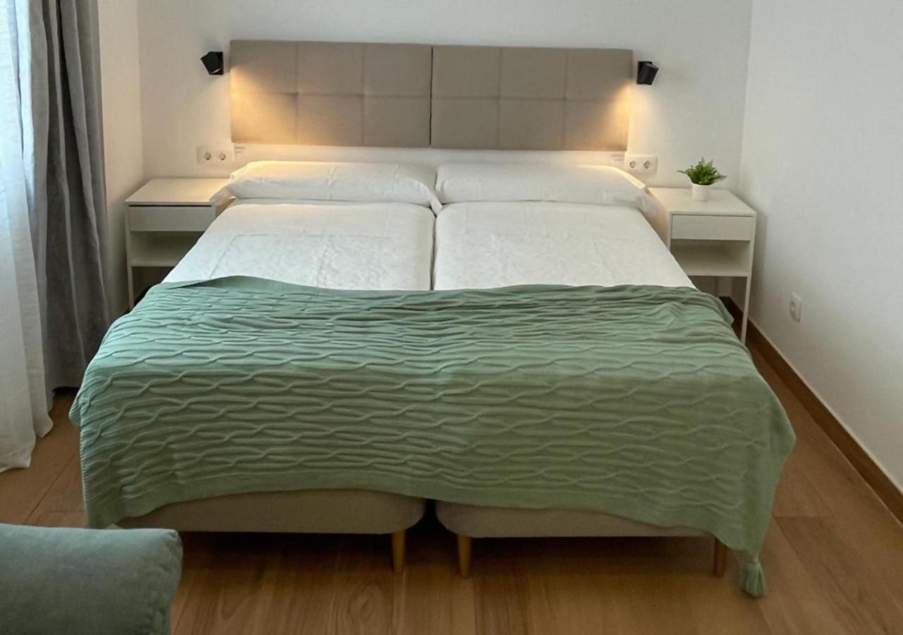 Global Suites Sevilla Exteriör bild