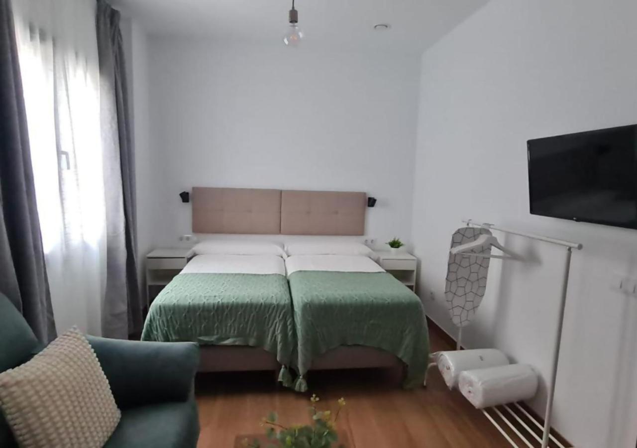 Global Suites Sevilla Exteriör bild