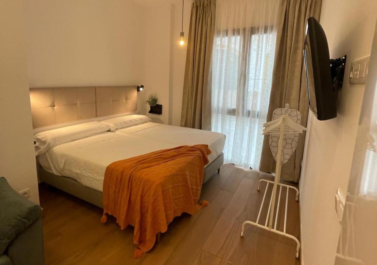 Global Suites Sevilla Exteriör bild