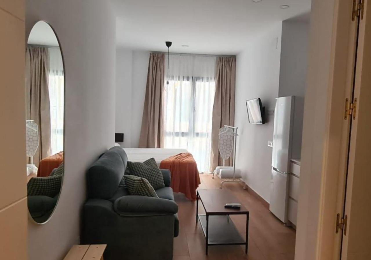 Global Suites Sevilla Exteriör bild